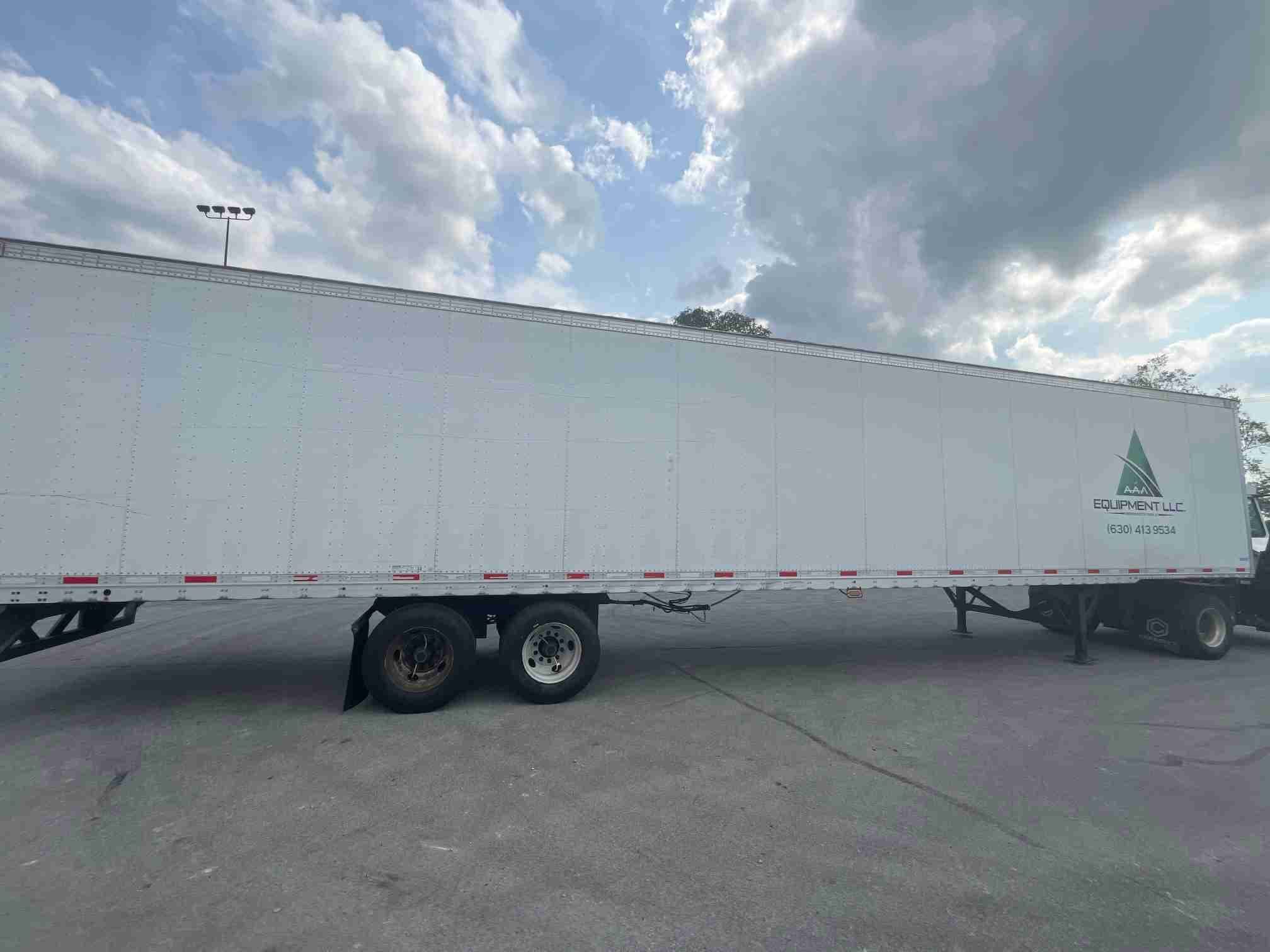 2018 Vanguard 53` Dry Van image 5