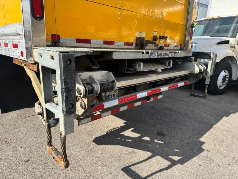 2019 International 4300 image 26