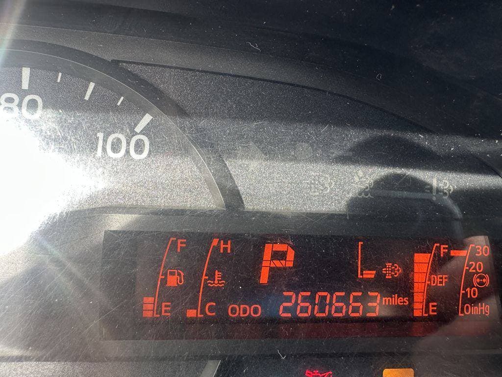 2018 Hino 155 image 10