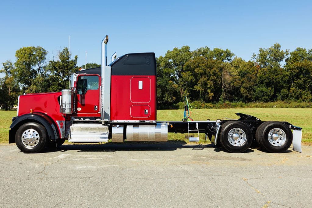 New 2026 KENWORTH W900L image 17