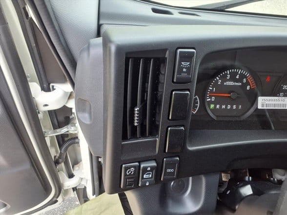 2026 Isuzu NPR HD image 19