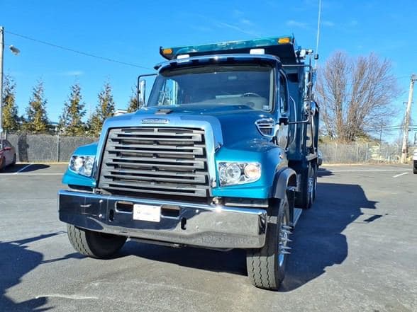 2023 Freightliner 114SD image 6
