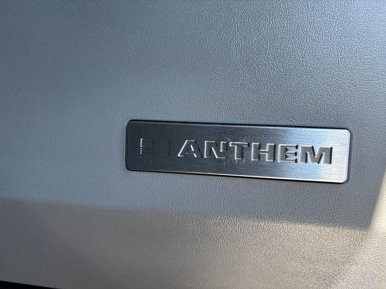 2019 Mack Anthem image 22