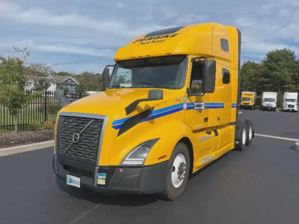 2022 Volvo VNL image 3