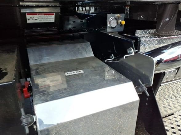 2026 Kenworth T880 image 3