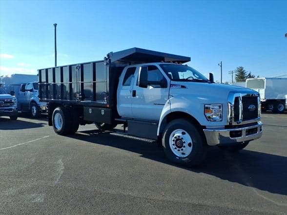 2026 Ford F750 SD image 1