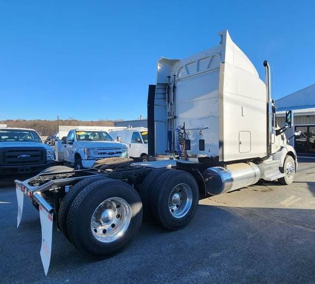 2014 Peterbilt 365 image 15