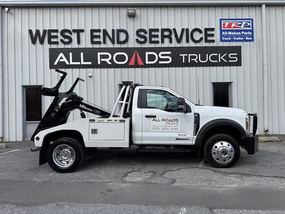 2024 Ford F450 XLT image 2