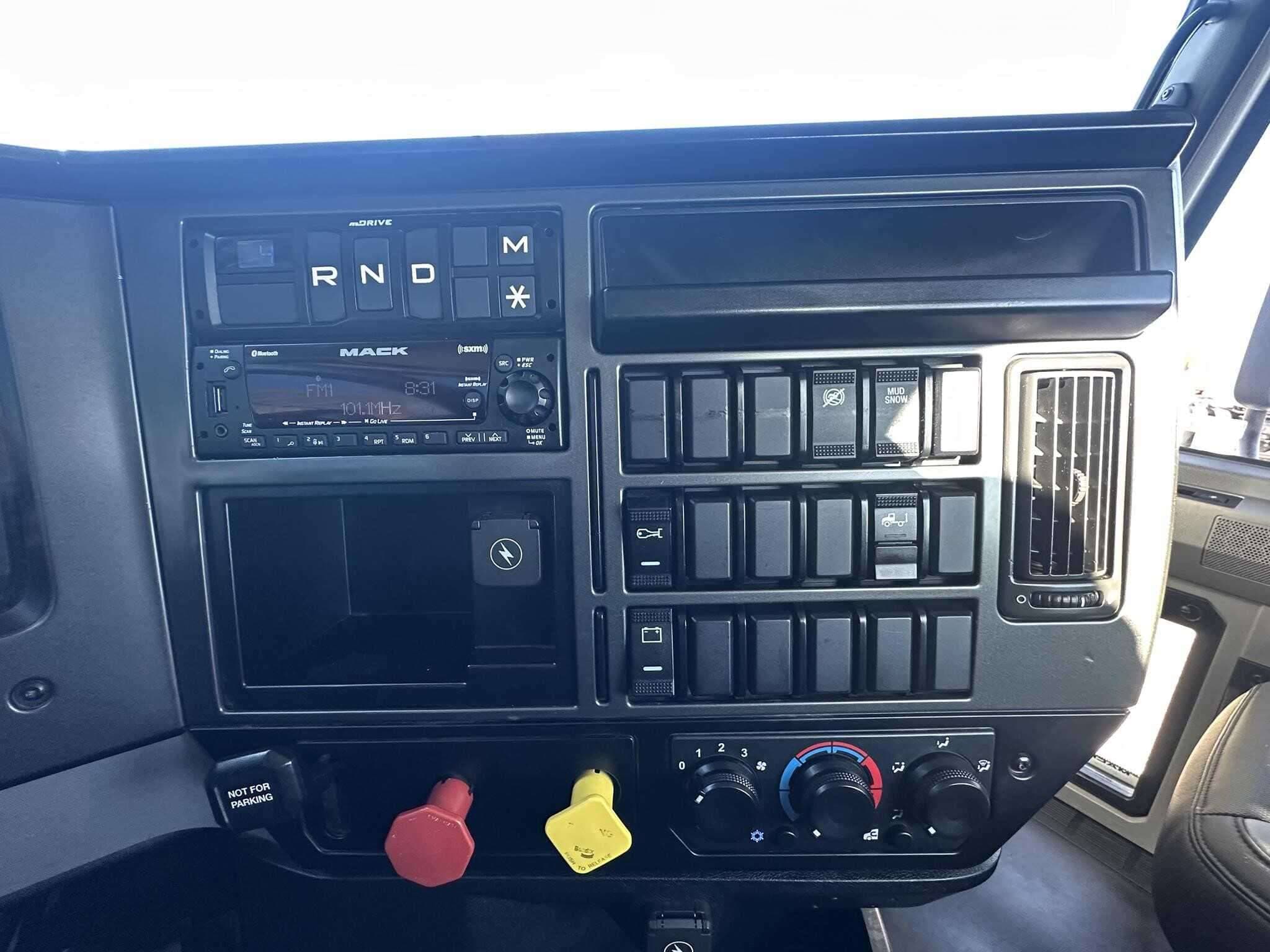 Used 2022 MACK ANTHEM Conventional - Day Cab in San Antonio, TX image 6