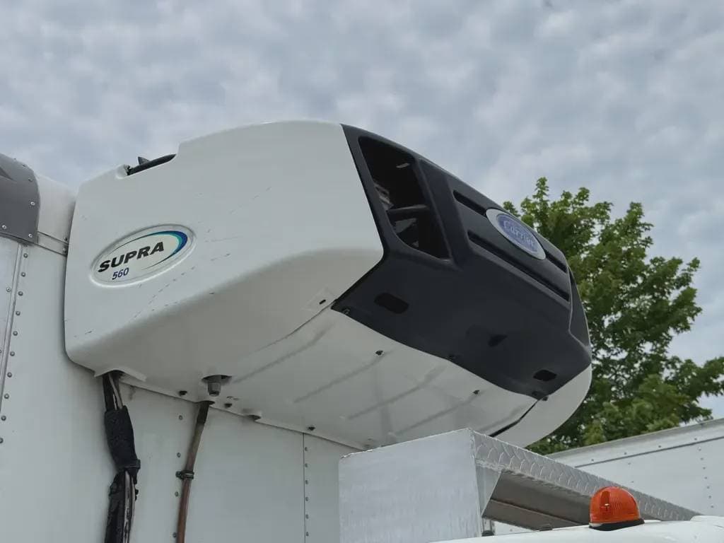 Used 2018 ISUZU Reefer/Refrigerated Truck, Catering Truck - Food Truck, Beverage Truck - NPR XD For Sale image 8