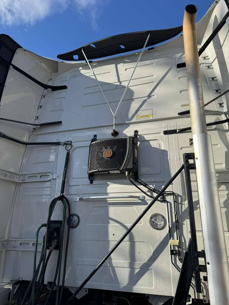 2022 Volvo VNL 760 image 7