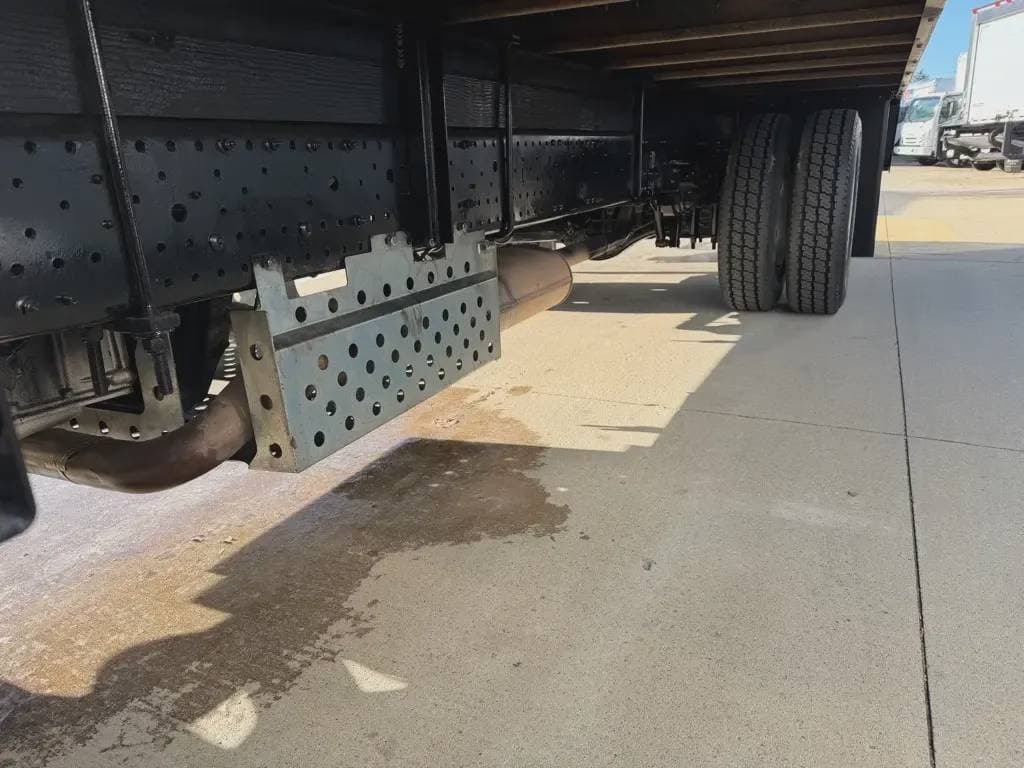 Used 2023 ISUZU Cabover Truck - COE, Contractor Truck, Box Truck - Straight Truck - NPR HD For Sale image 9