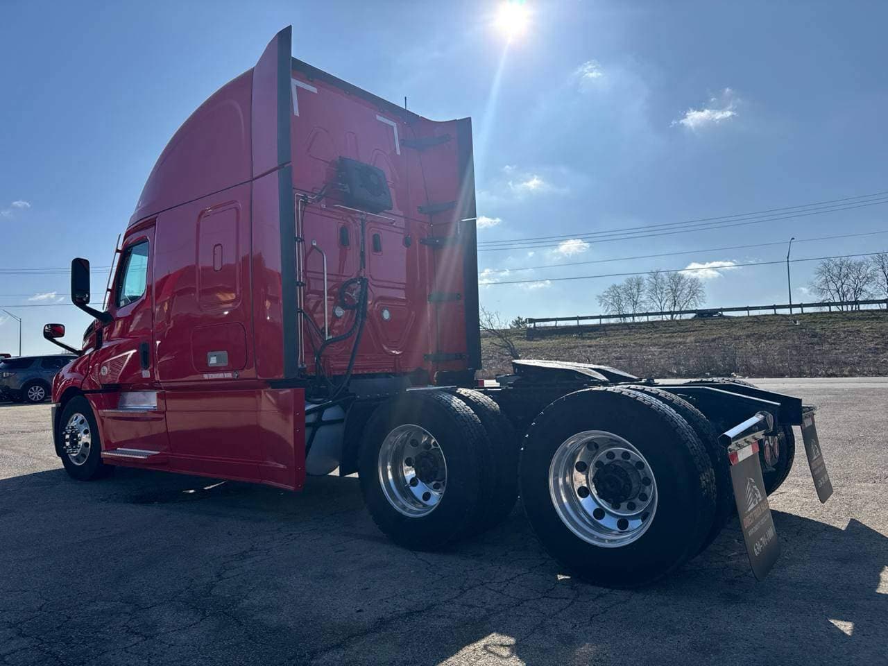 2022 Freightliner Cascadia 126 image 5