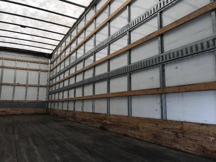 2022 International MV607 Box Truck - 220HP, 6 Speed Automatic, Roll up Door image 12