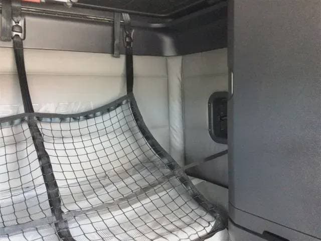 2022 Freightliner Cascadia image 7