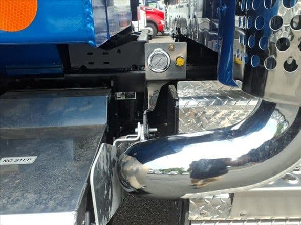 2026 Kenworth T880 image 6