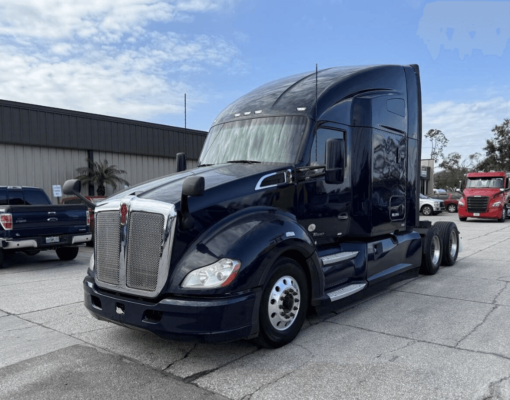 2020 Kenworth 310 image 2