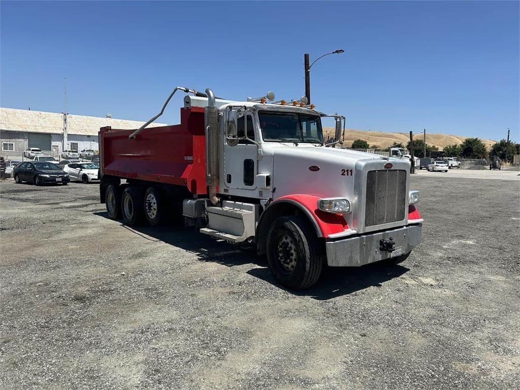 2019 Peterbilt 367 image 7