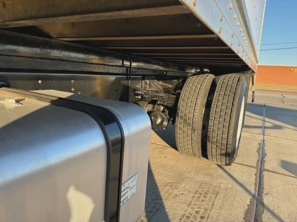 Used 2018 ISUZU Box Truck - Straight Truck, Moving Van, Cabover Truck - COE - FTR For Sale image 7