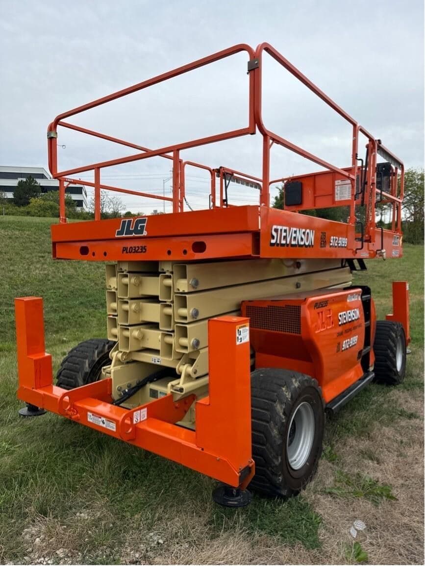 2011 JLG 4394RT PL03235 image 8