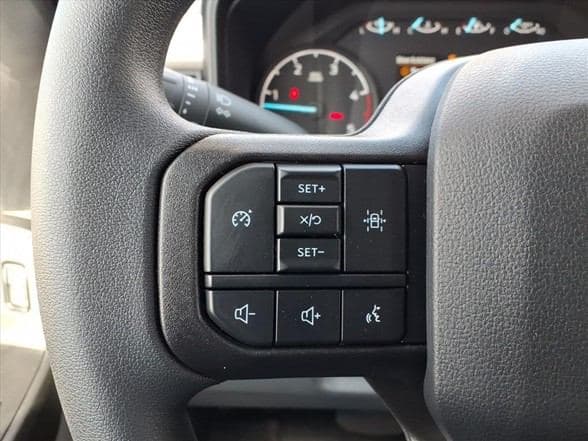 2025 Ford F550 image 22