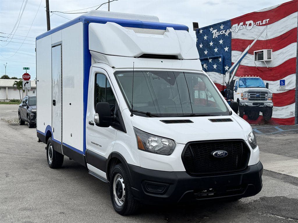2023 Ford Transit T-350 image 1