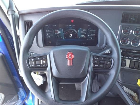 2026 Kenworth T880 image 28