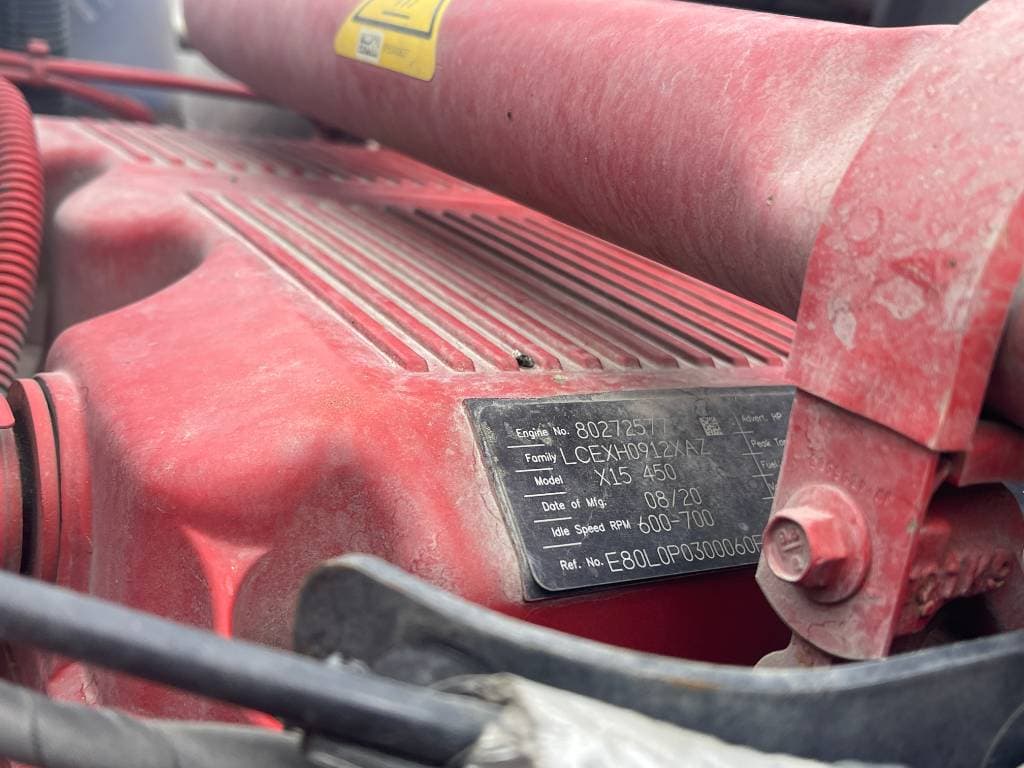 2021 Kenworth T680 image 10