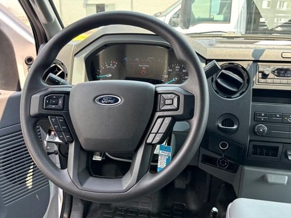 2025 Ford F650 SD image 10
