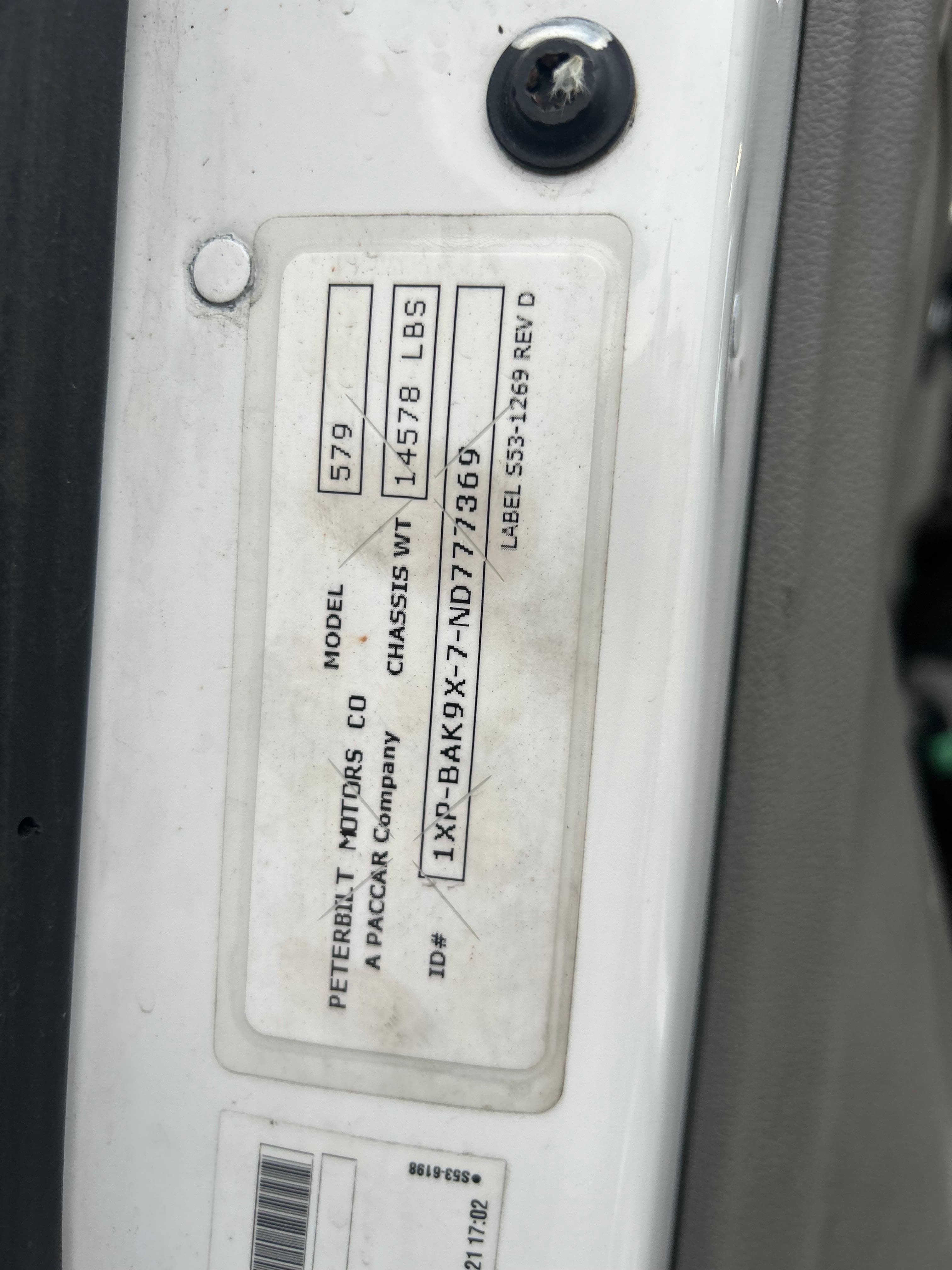 2021 Peterbilt 579 image 9
