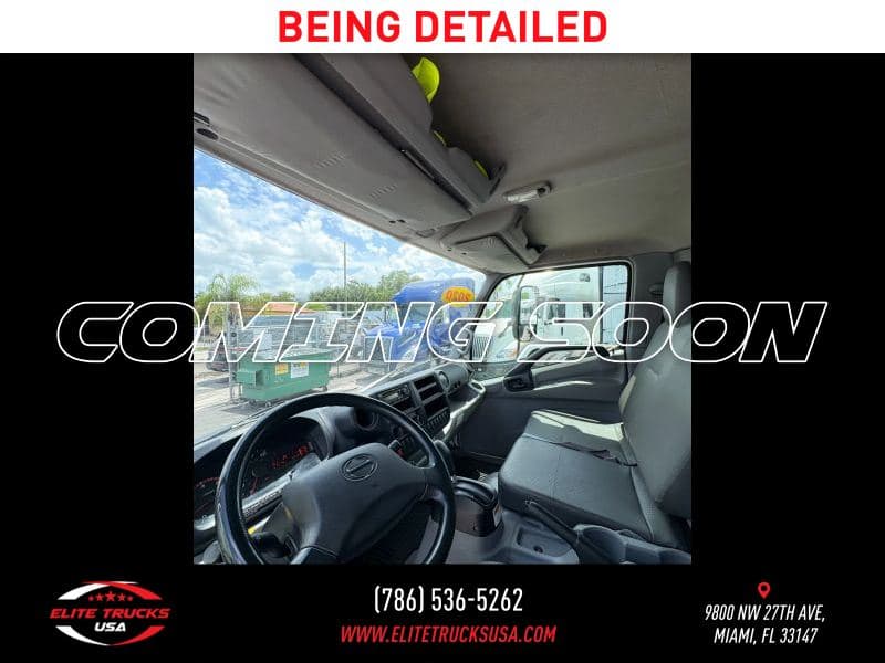 2020 Hino 155 image 11