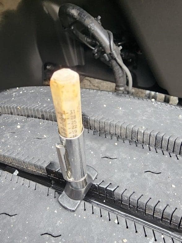 2023 Volvo VNL64T760 image 7