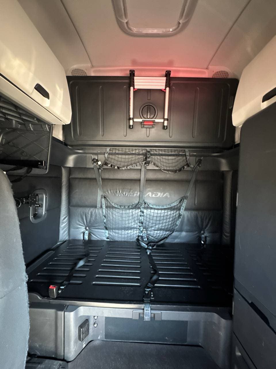 2023 Freightliner Cascadia 126 image 15