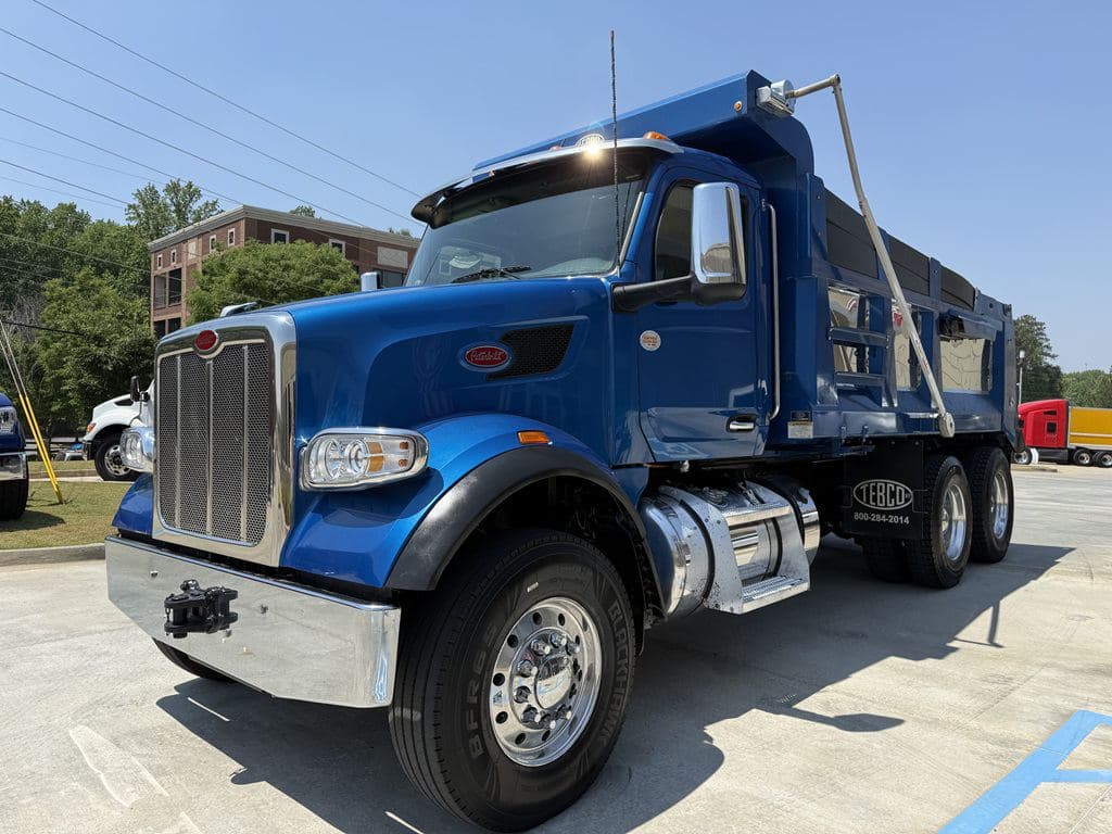 Used 2025 PETERBILT 567 image 9