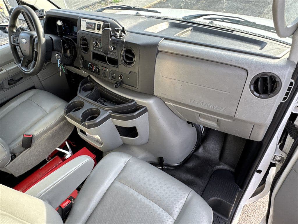 2023 Ford E350 Cutaway image 51
