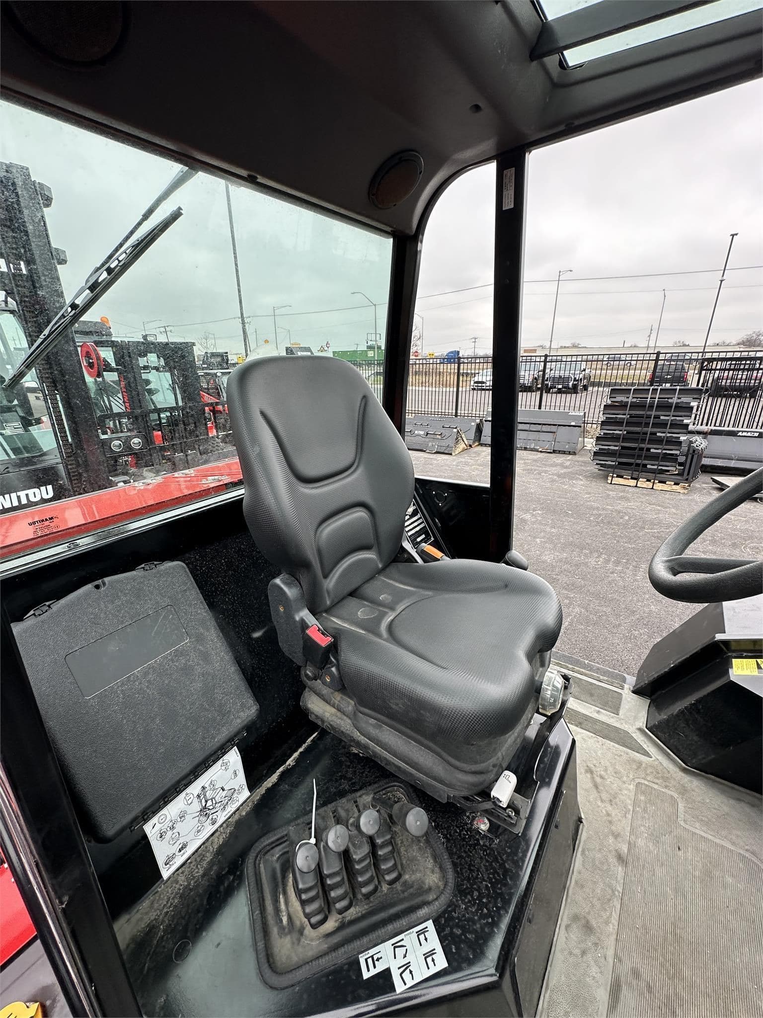 2023 MANITOU M50.2 FL3063 image 7