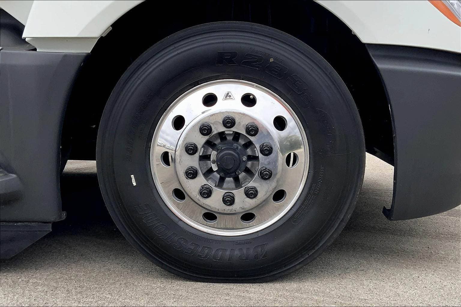 2022 International LT625 Sleeper Semi Truck - 56" Hi Rise Sleeper, Cummins 400HP, 12 Speed image 8