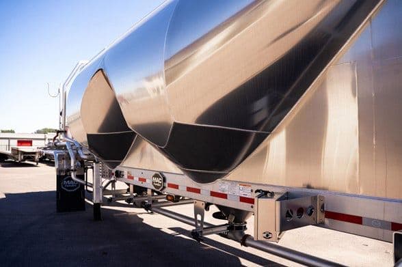 2026 Mac Trailer Mfg 1650 Cft image 6