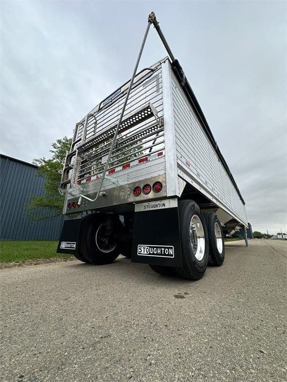 2027 STOUGHTON PLATINUM TSTGH42LAK Web image 7