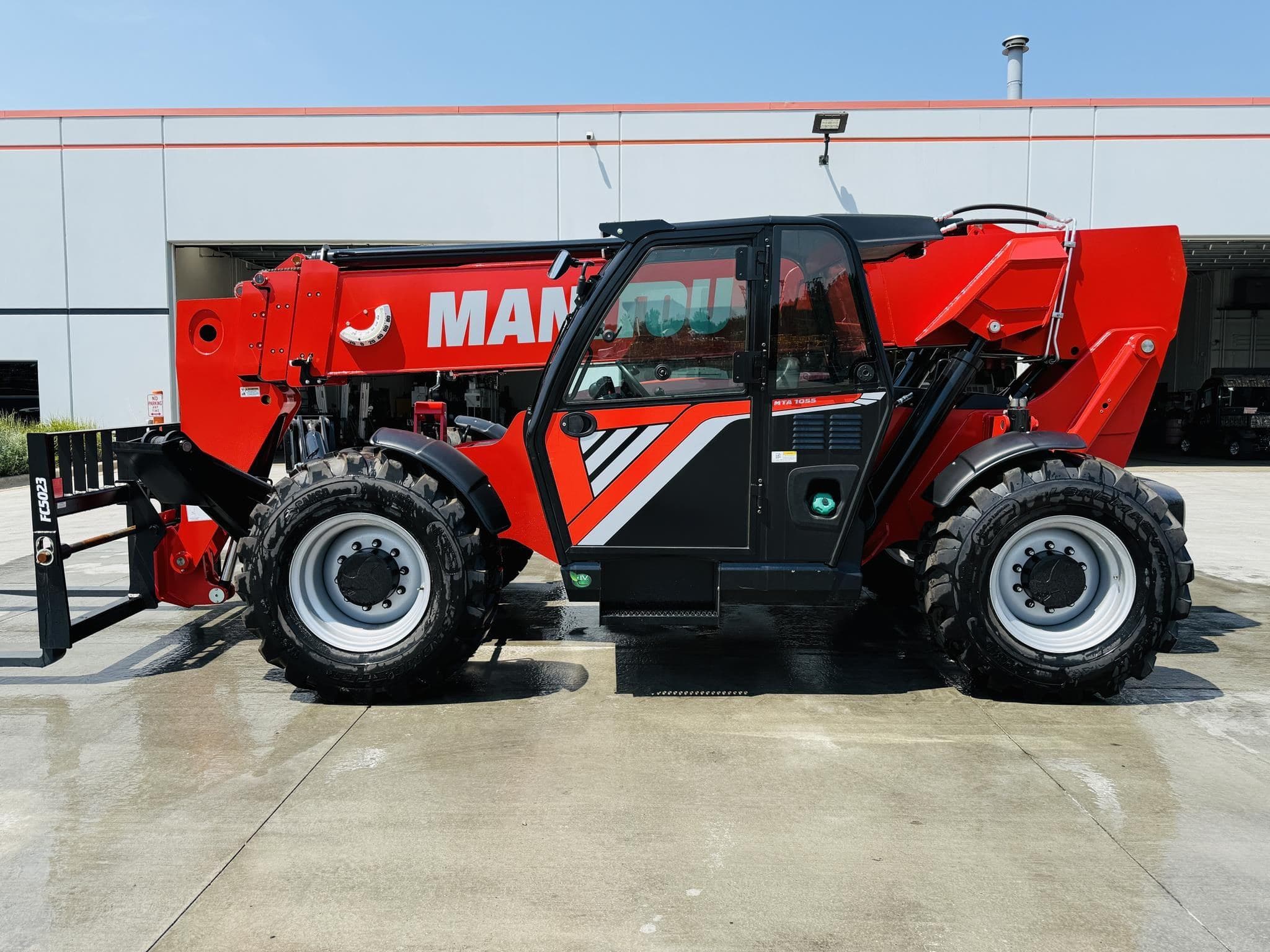 2025 MANITOU MTA1055 MH1468 image 1