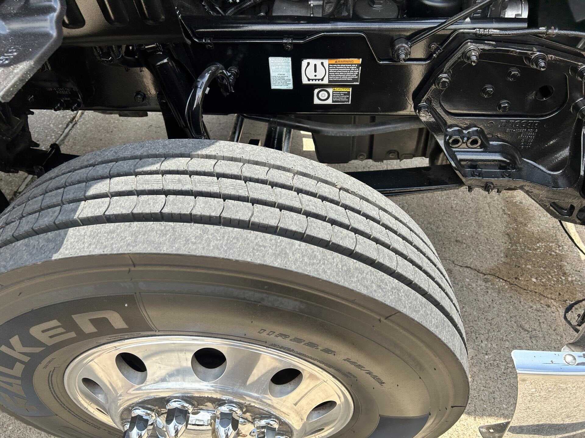 Used 2020 PETERBILT 579 Conventional - Sleeper Truck in Houston, TX image 22