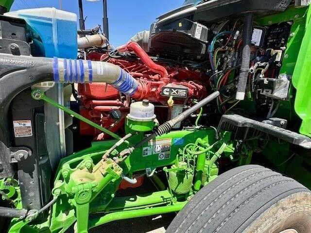 2020 Peterbilt 579 image 14