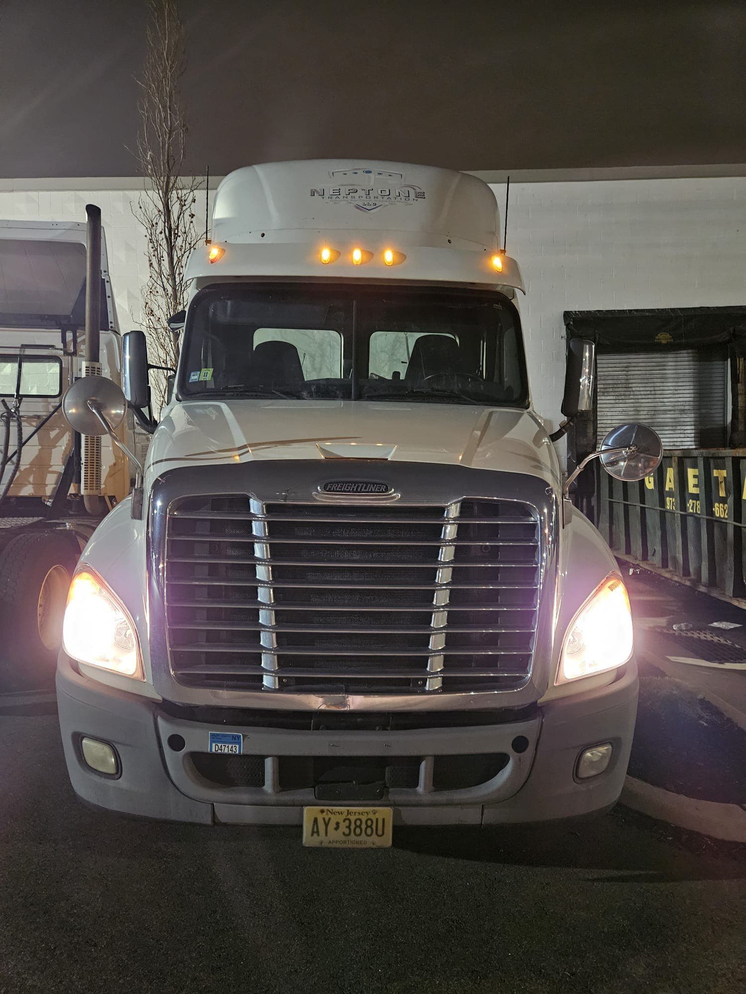 2014 Freightliner Cascadia image 7
