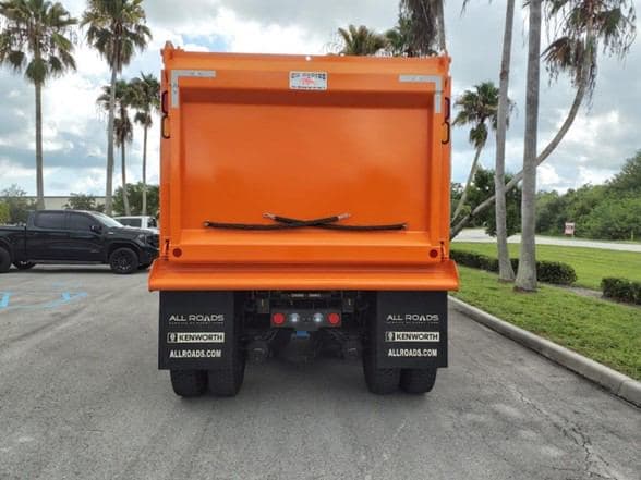 2026 Kenworth T880 image 6