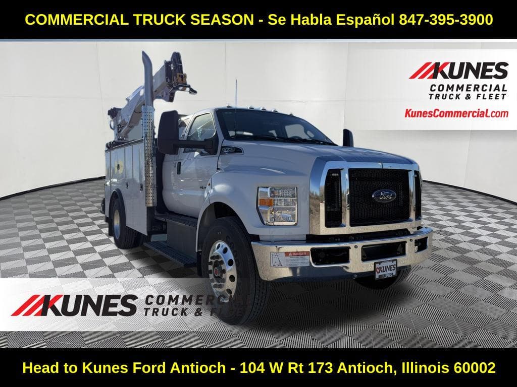 2026 Ford F-750SD Base Crane Truck image 1