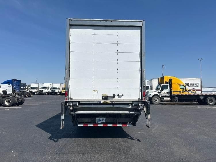 2022 International MV607 Box Truck - 220HP, 6 Speed Automatic, Roll up Door image 7