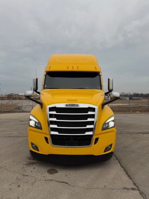2024 Freightliner Cascadia image 10