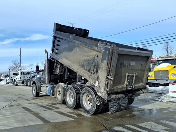2026 Kenworth W990 image 3