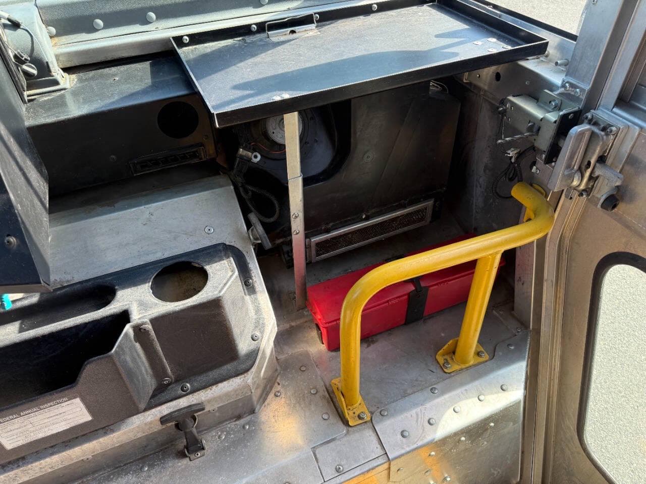 2019 Ford Stripped Chassis image 13