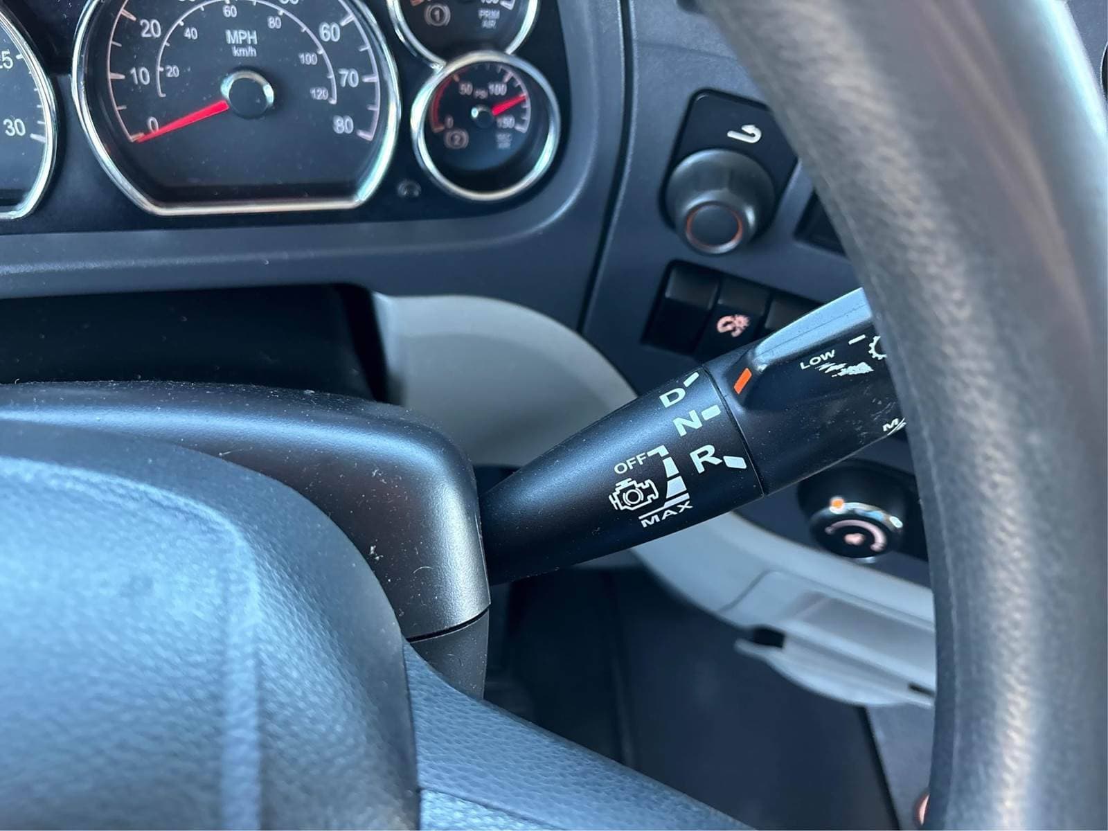 2021 Peterbilt 579 image 12
